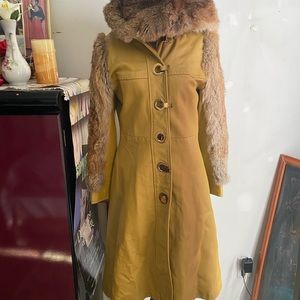 Beautiful canary leather Dan Di Modes coat with fox fur sleeves and hood
